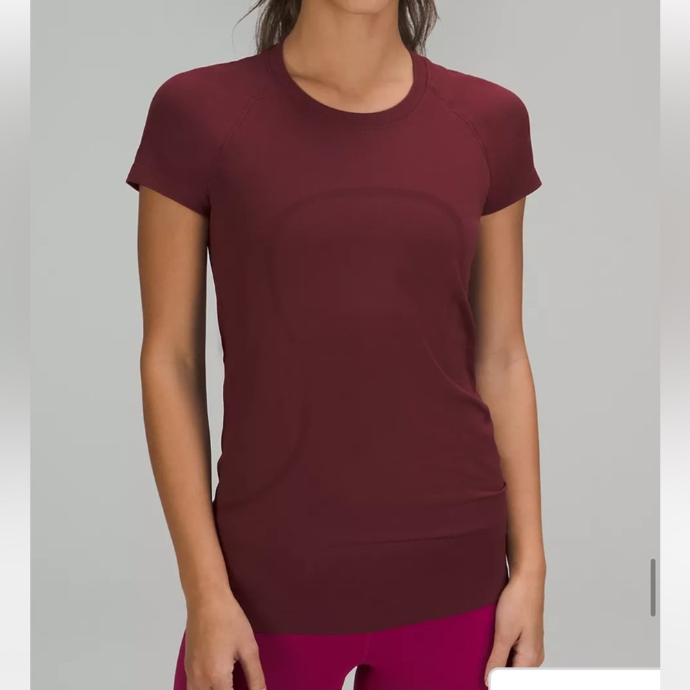 Lululemon Athletica Burgundy Swiftly Tech Short-Sleeve Shirt 2.0 Hip Length